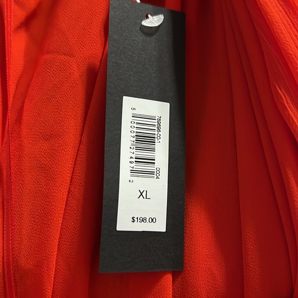 Banana Republic chiffon halter maxi dress - Picture 6 of 7